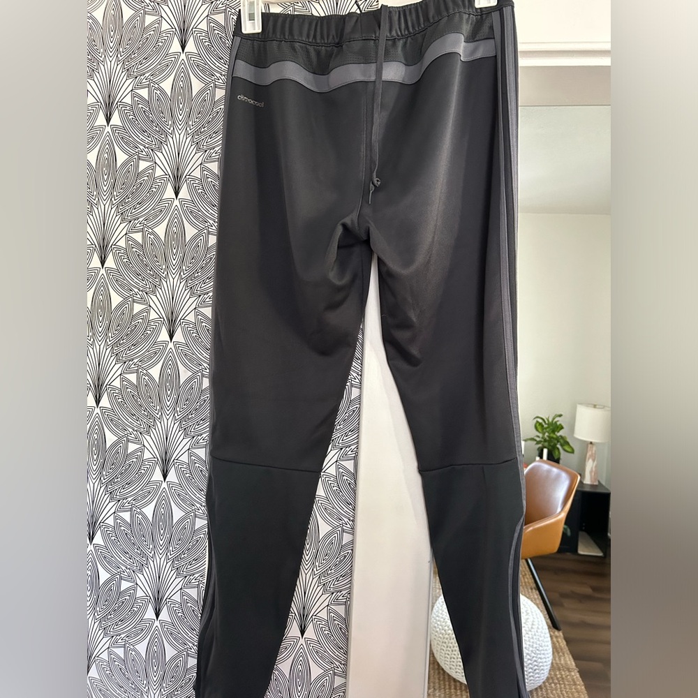 Gray Medium Adidas Training Pant Zip Pockets And … - image 5